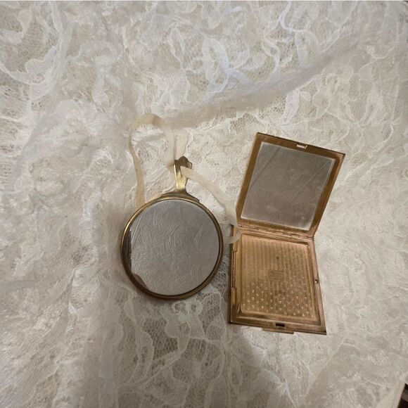 Vintage powder compacts/ Hand Mirror Vintage - Picture 11 of 13